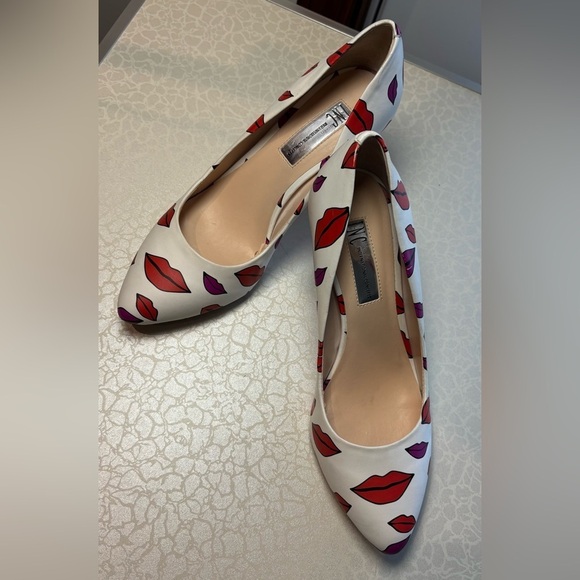 I.N.C. International Concepts Women I*N*C International Concepts | ladies Zurich pumps/shoes. Size: 7M